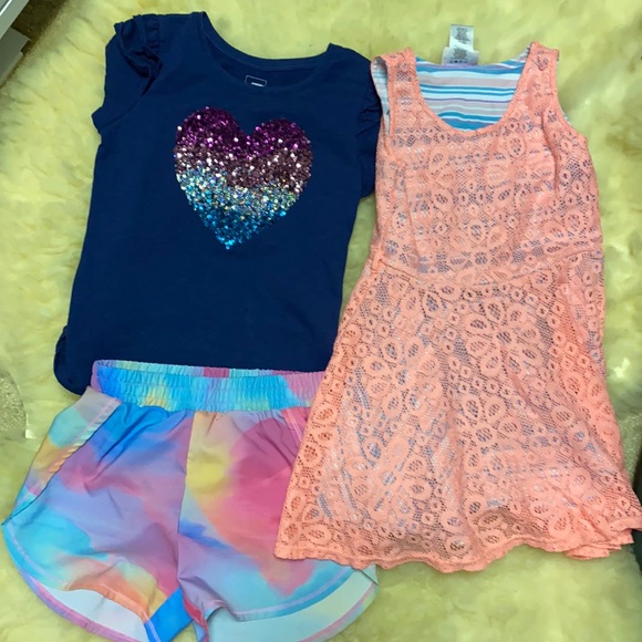 Girls size 6 lot T-shirt Tie Dye shorts Lace dress